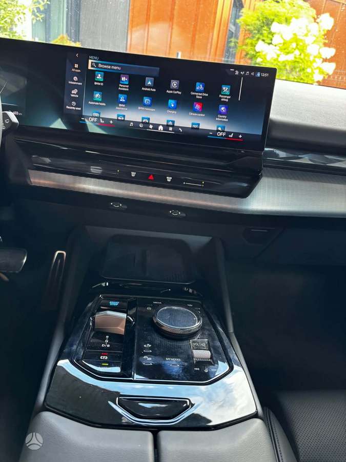 BMW i5, Универсал