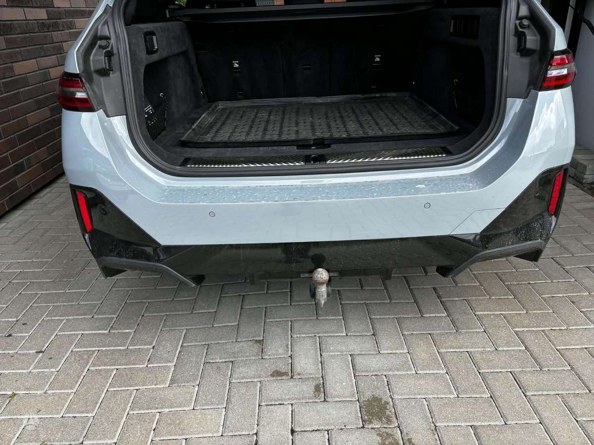 BMW i5, Универсал