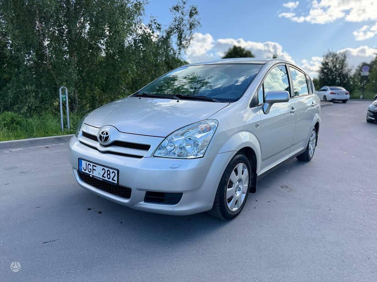Toyota Corolla Verso, 1.8 l., Универсал