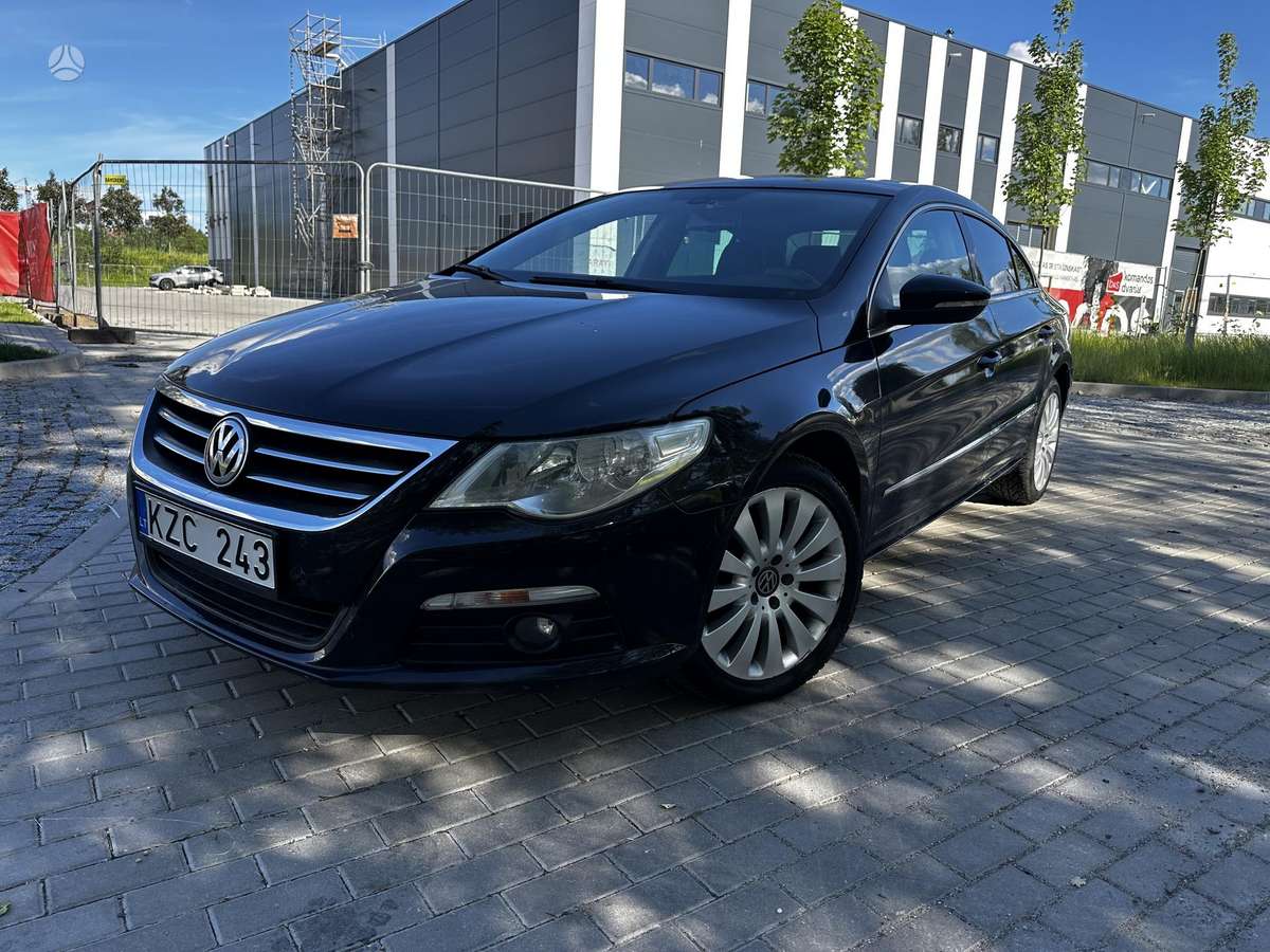 Volkswagen Passat CC - 1