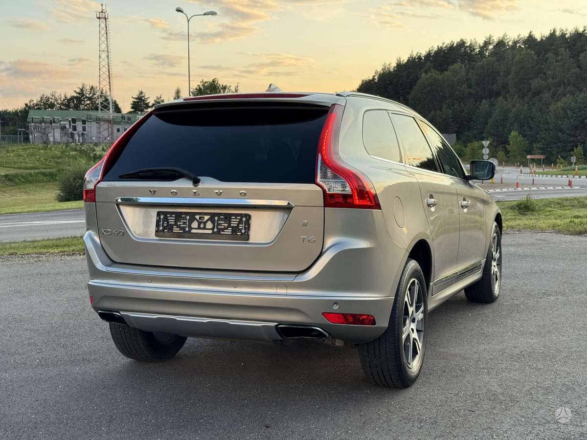 Volvo XC60 - 8