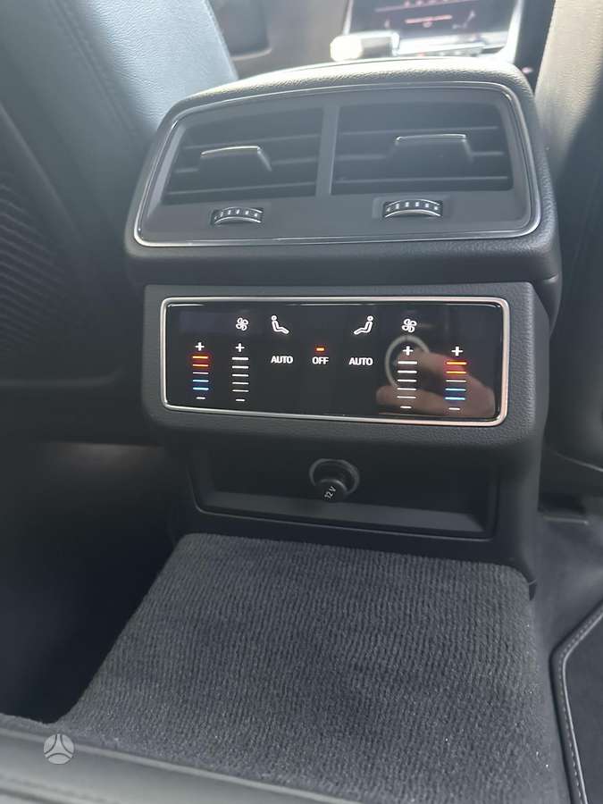 Audi A7, 3.0 l., hatchback
