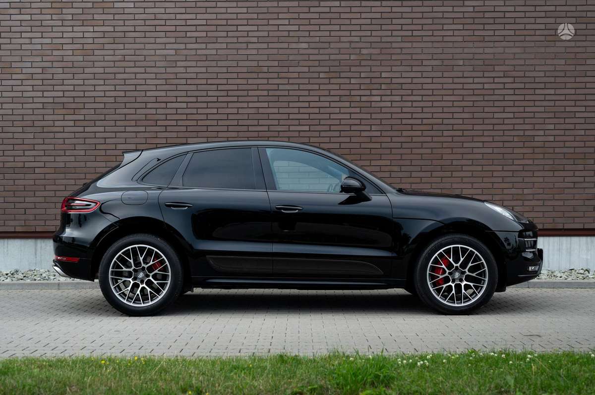 Porsche Macan - 3