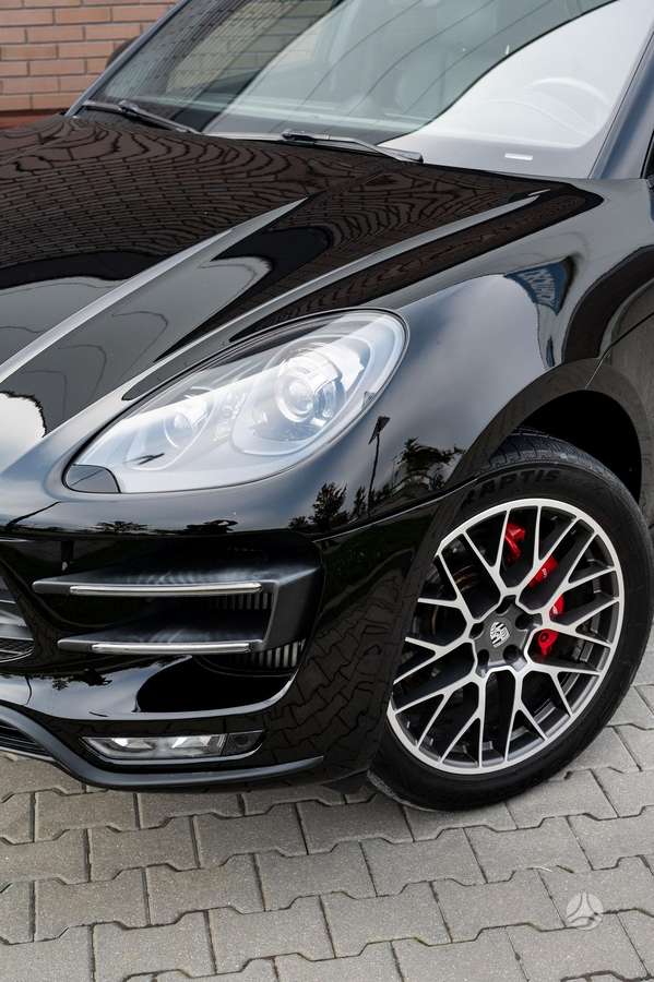 Porsche Macan - 6