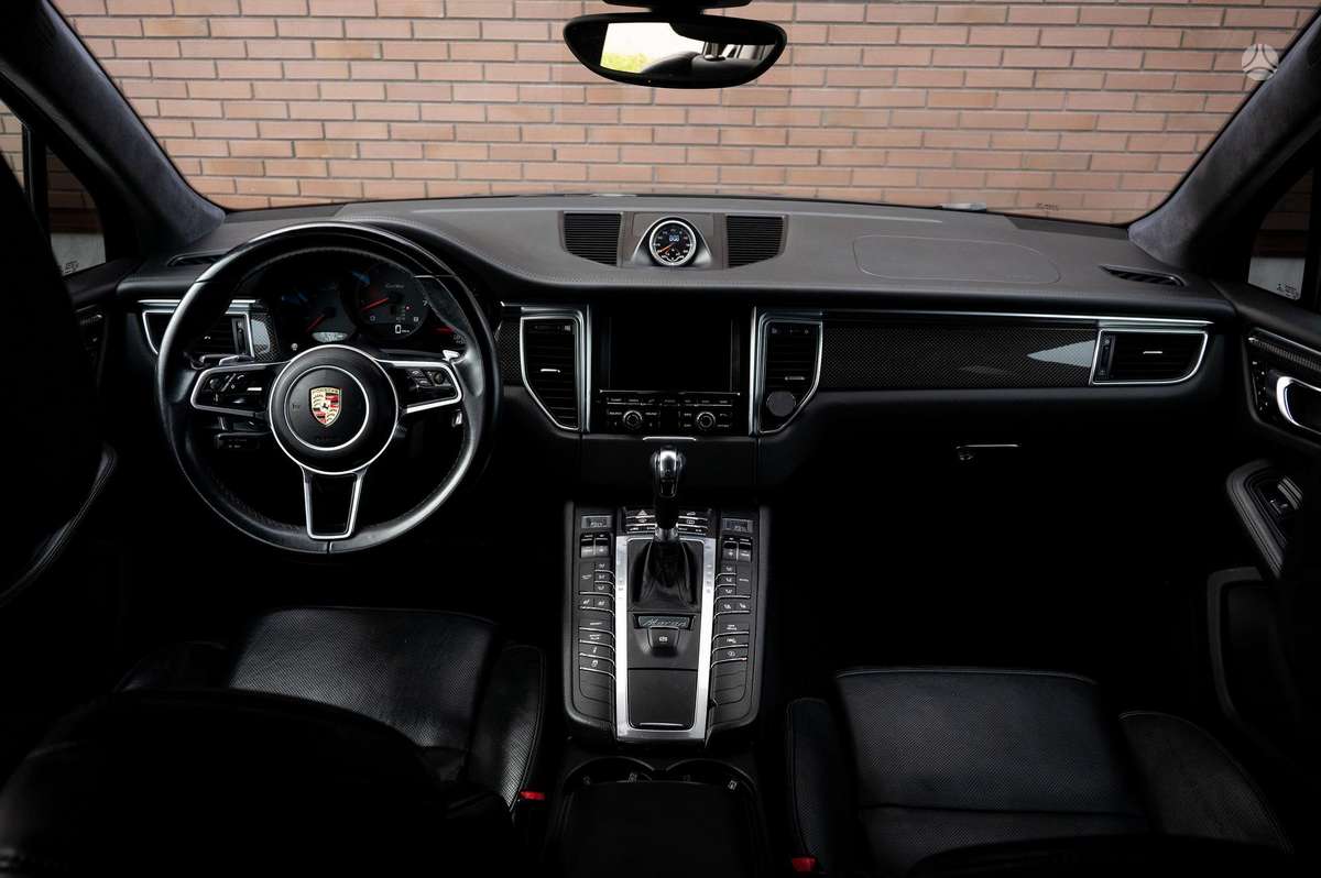 Porsche Macan - 9