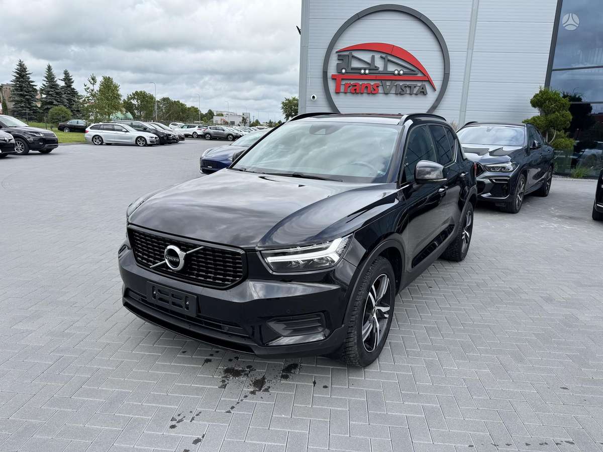 Volvo XC40 - 1
