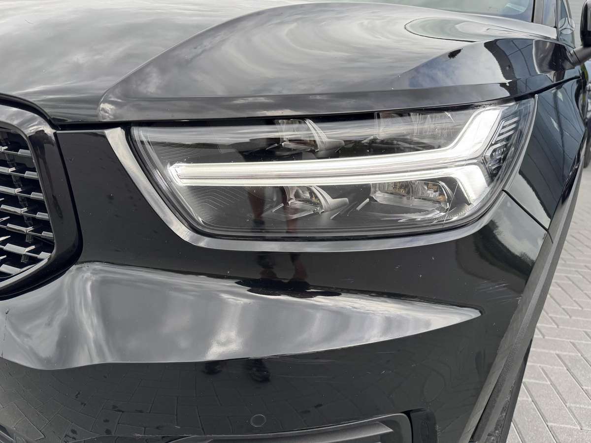 Volvo XC40 - 11