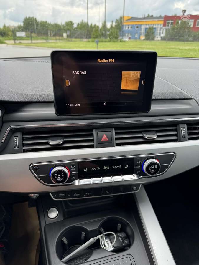 Audi A4, 2.0 l., Универсал