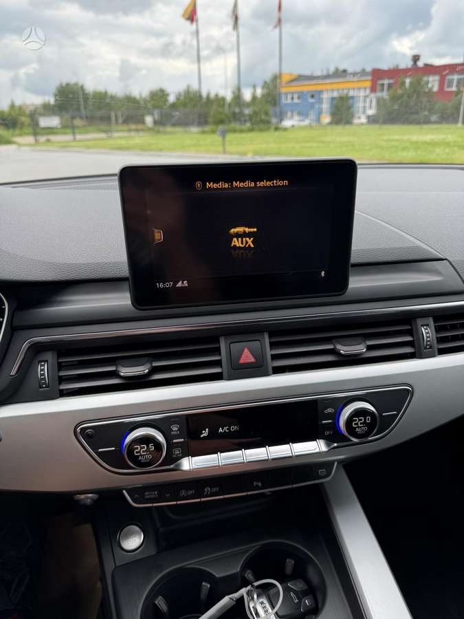 Audi A4, 2.0 l., Универсал