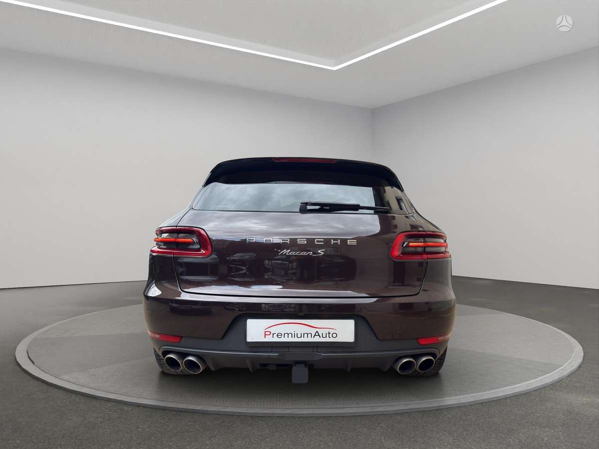 Porsche Macan, 3.0 l., off-road / crossover