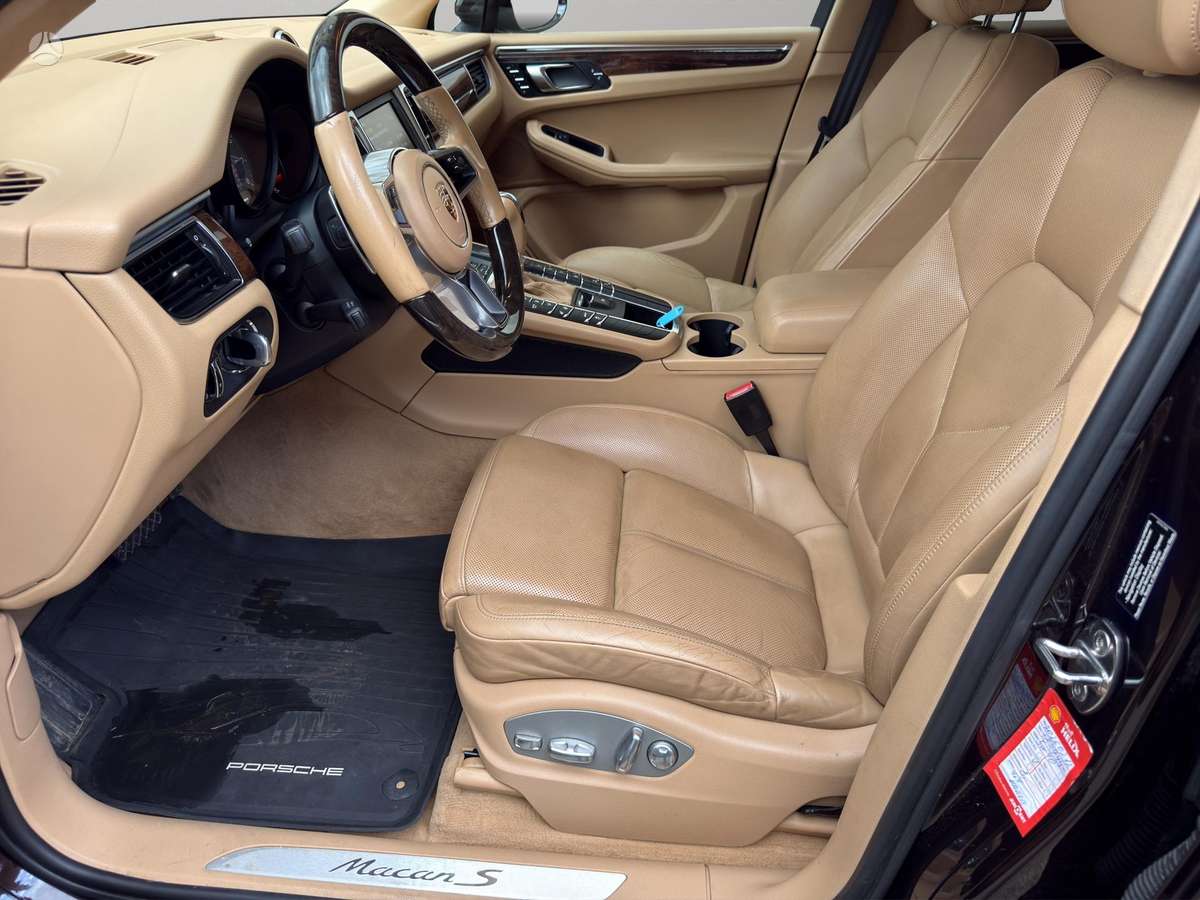 Porsche Macan, 3.0 l., off-road / crossover