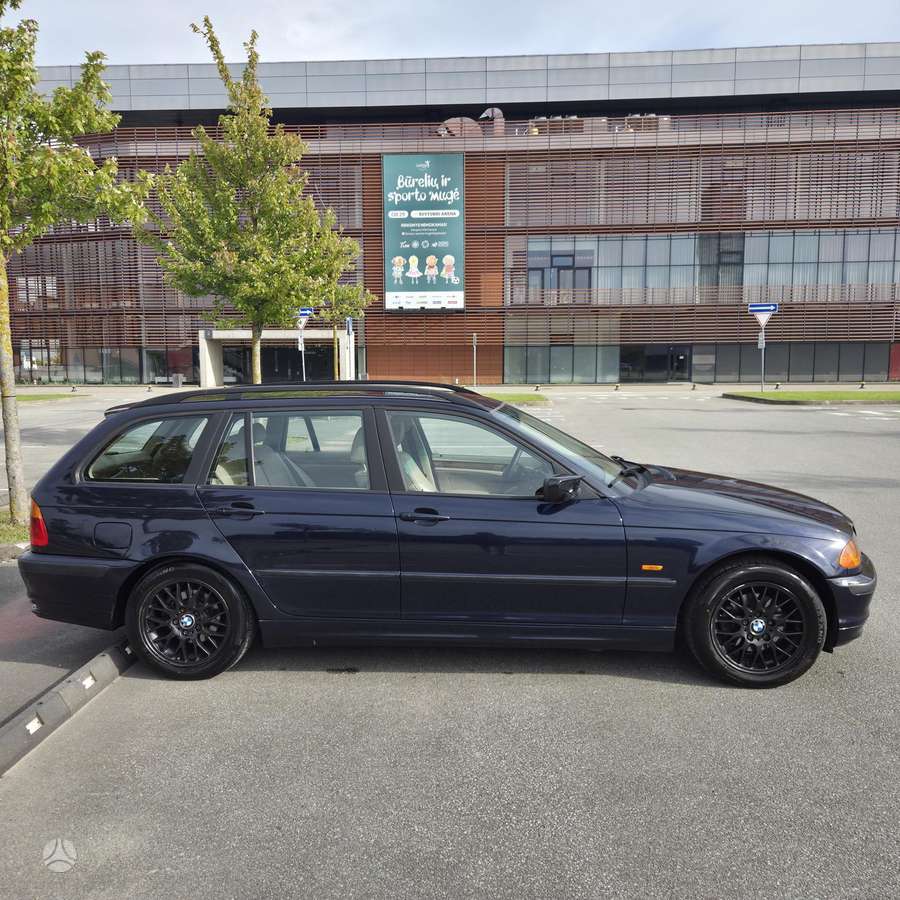 BMW 320, 2.0 l., wagon