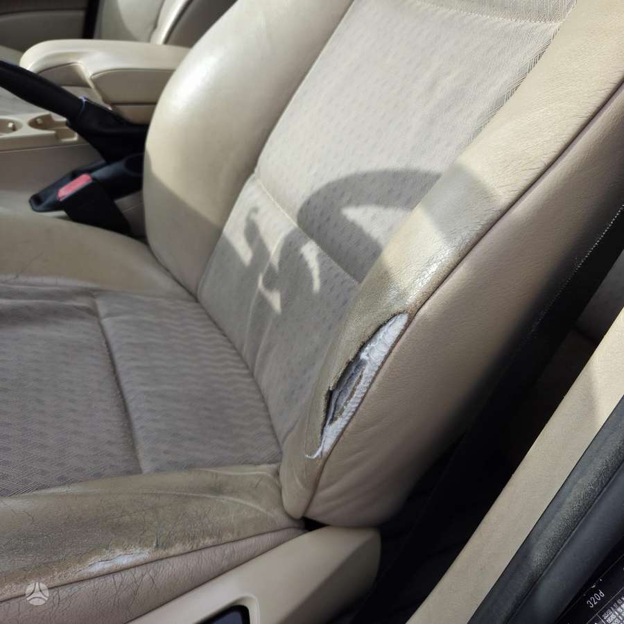 BMW 320, 2.0 l., wagon