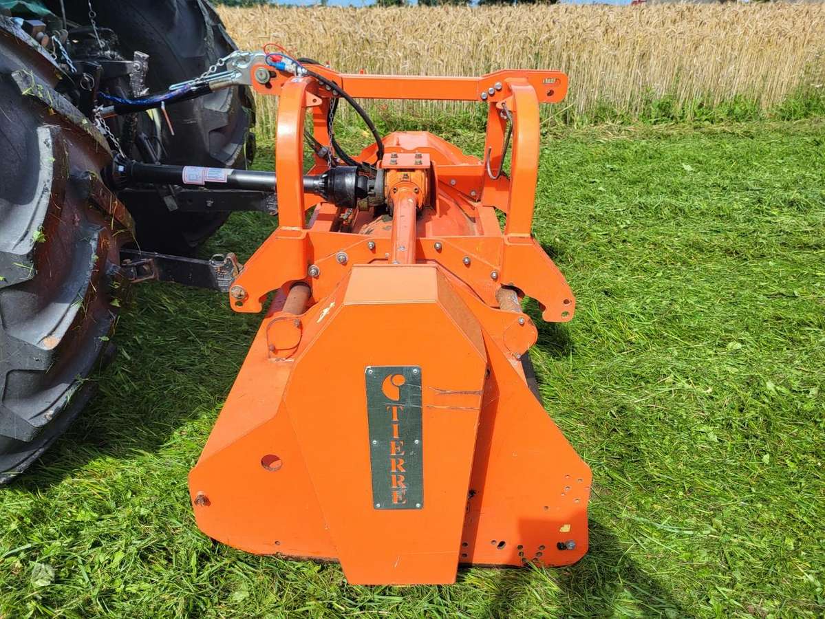 AGRO TIERRE 300, сенокосилки / измельчители