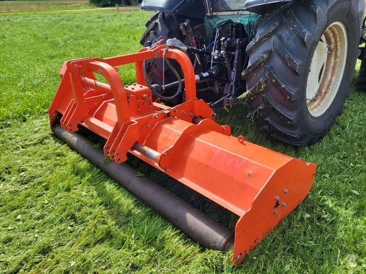 AGRO TIERRE 300, сенокосилки / измельчители