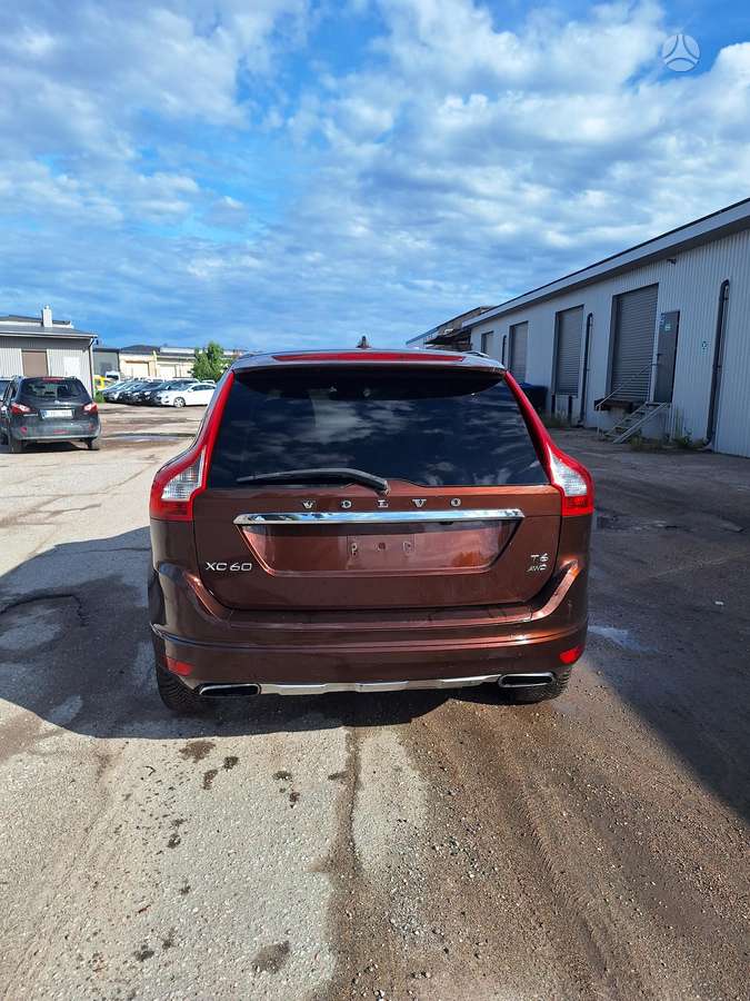 Volvo XC60 - 4