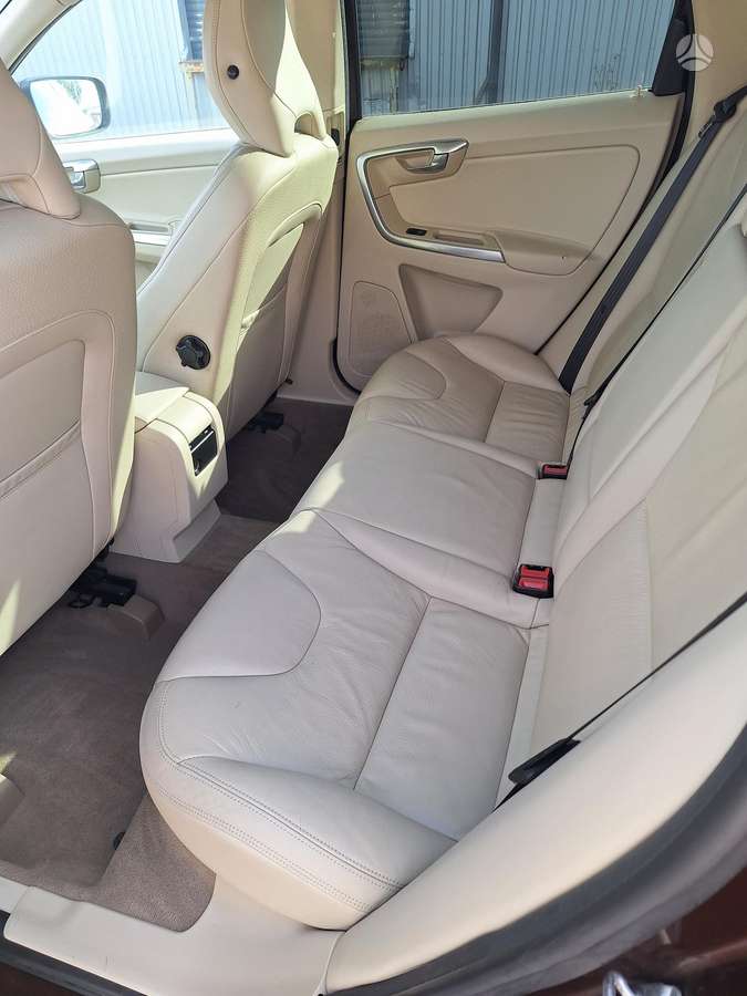 Volvo XC60 - 9