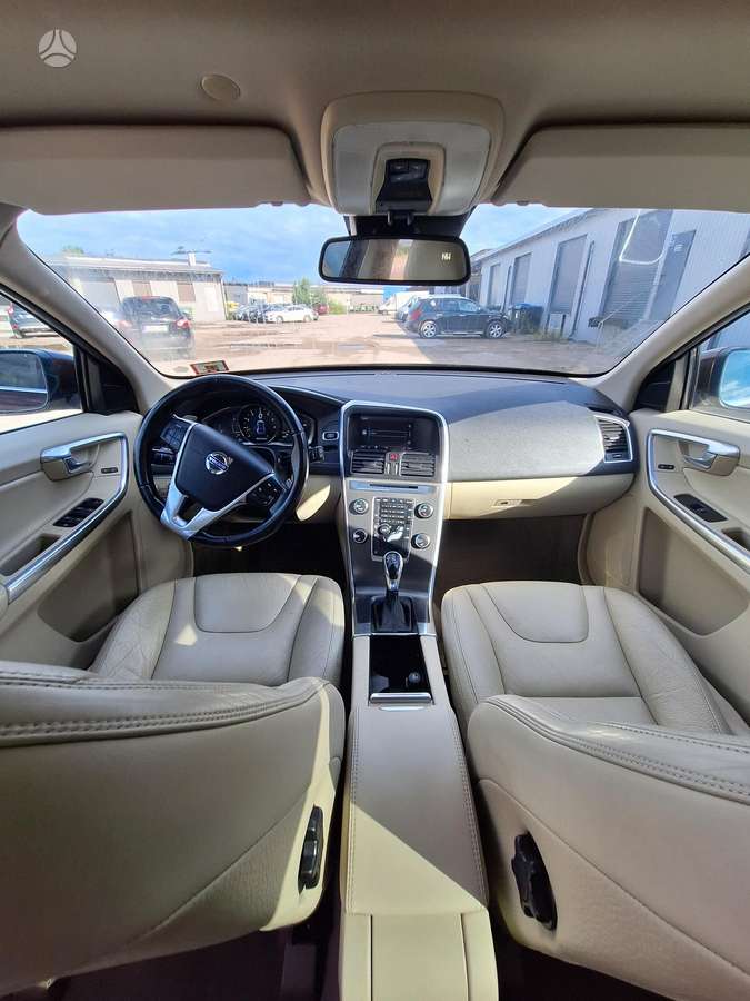 Volvo XC60 - 12