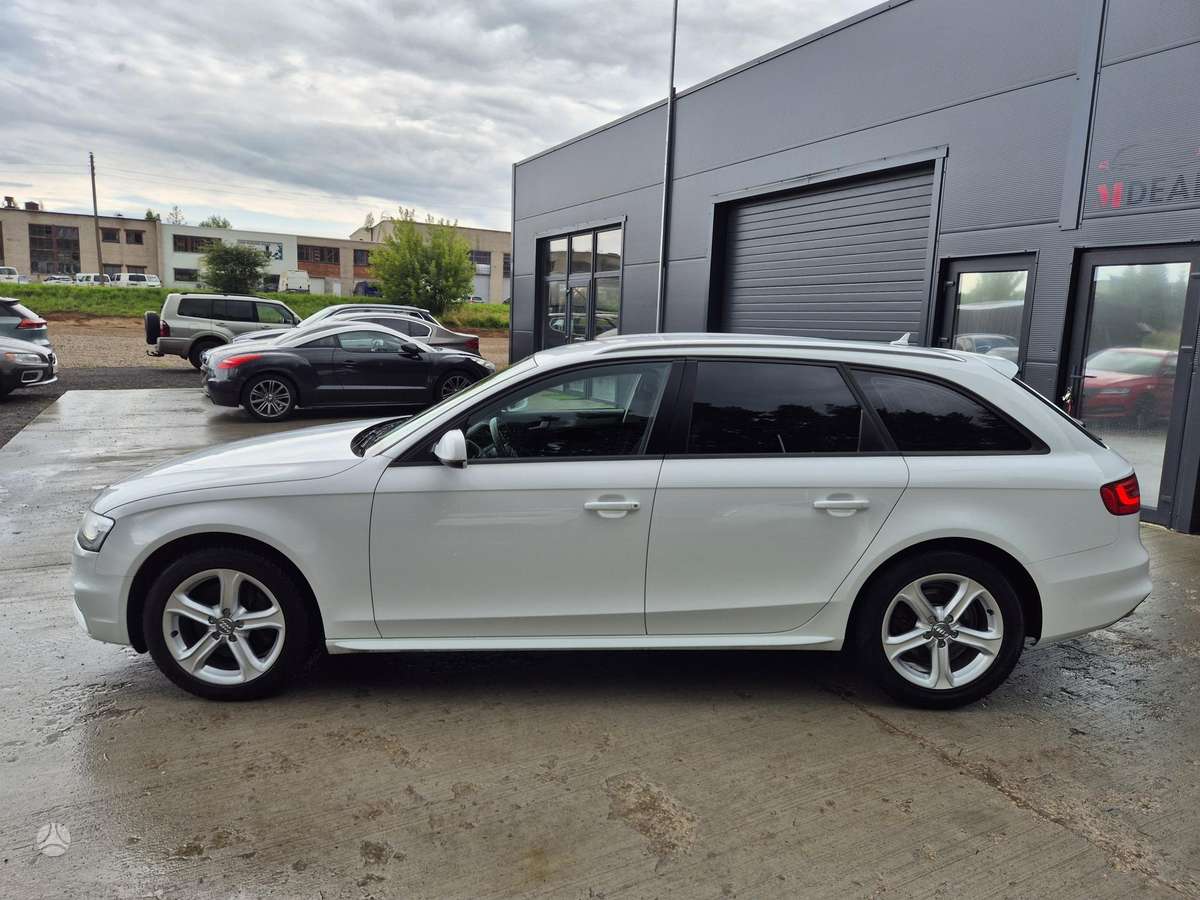 Audi A4, 3.0 l., universalas