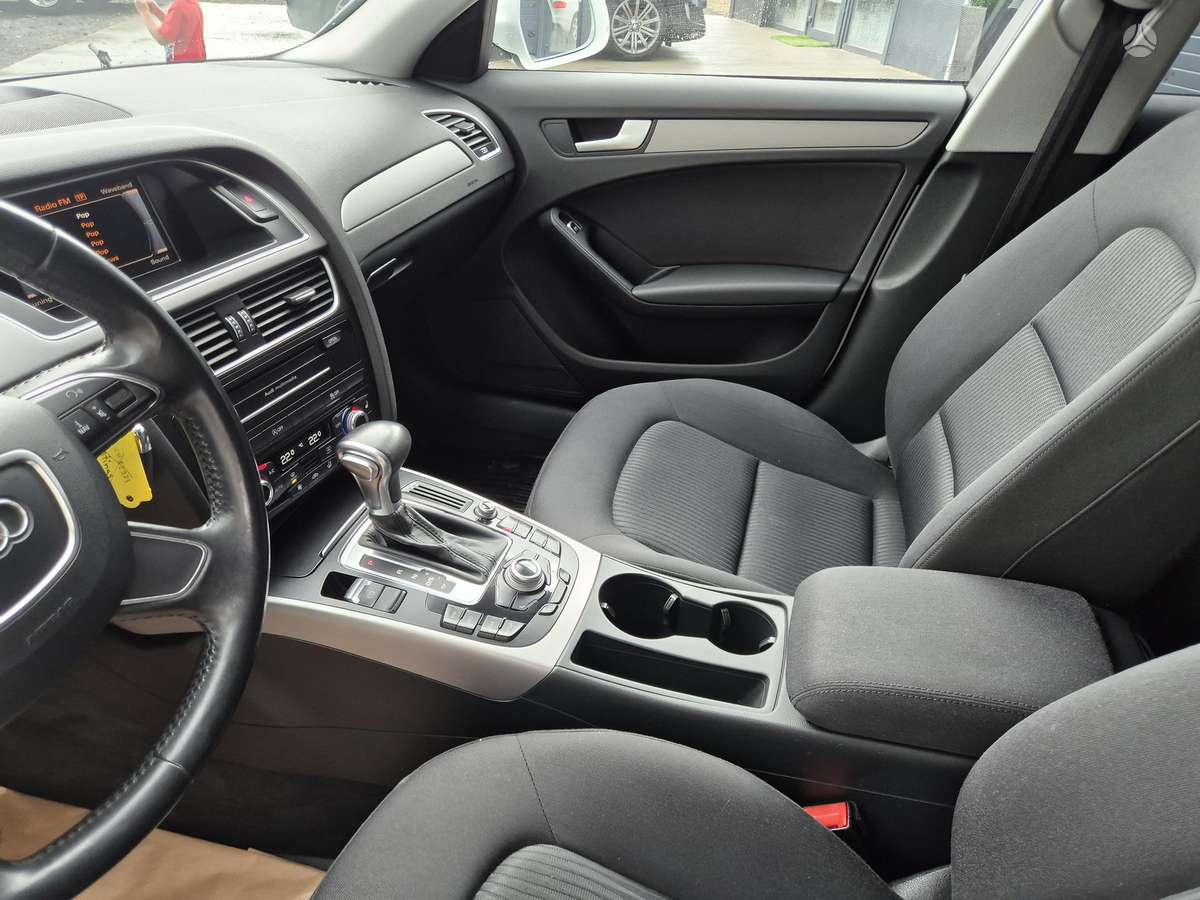 Audi A4, 3.0 l., universalas