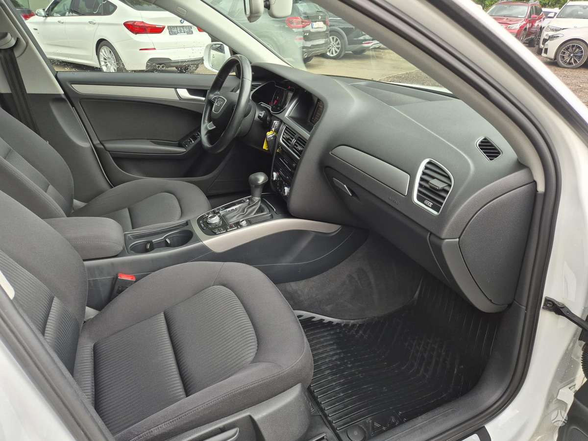Audi A4, 3.0 l., universalas