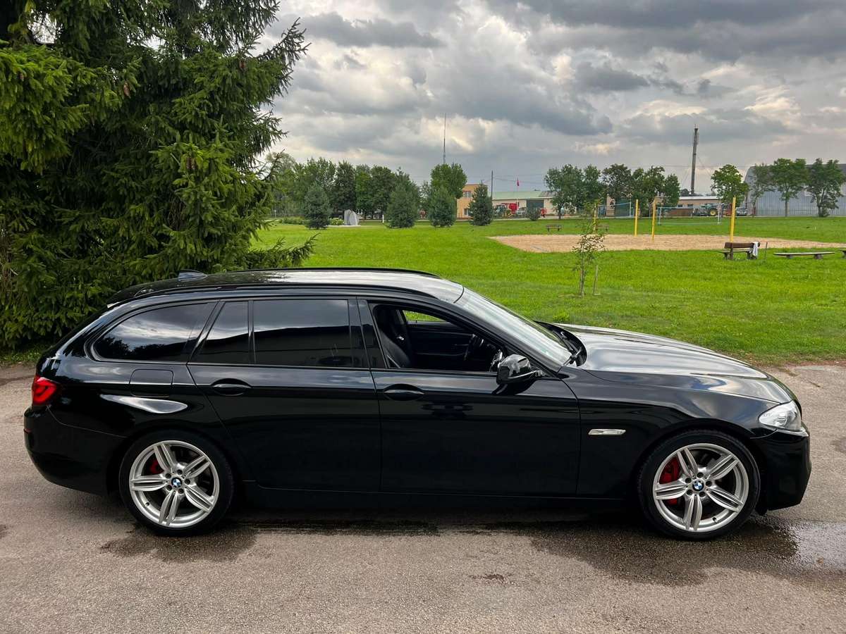 BMW 525, 2.0 l., Универсал