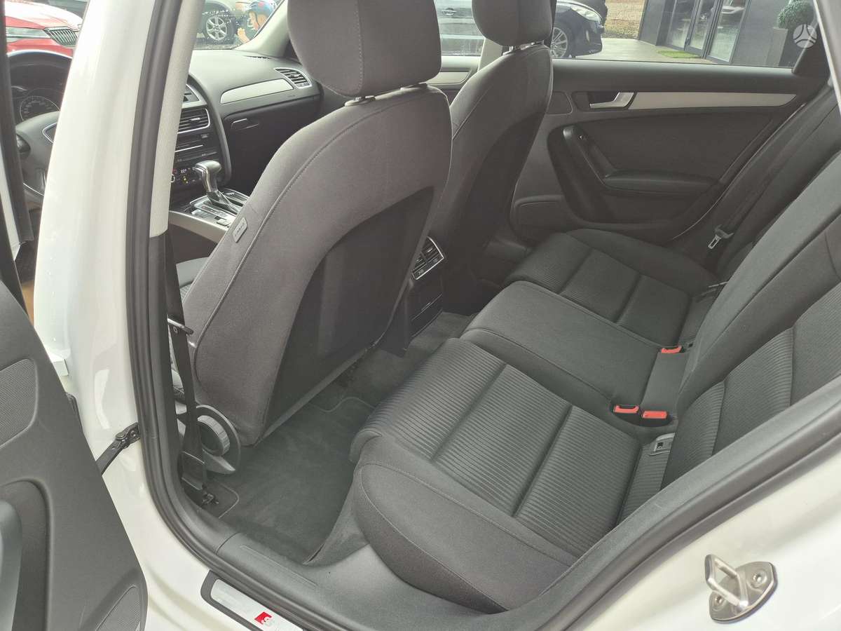 Audi A4, 3.0 l., universalas