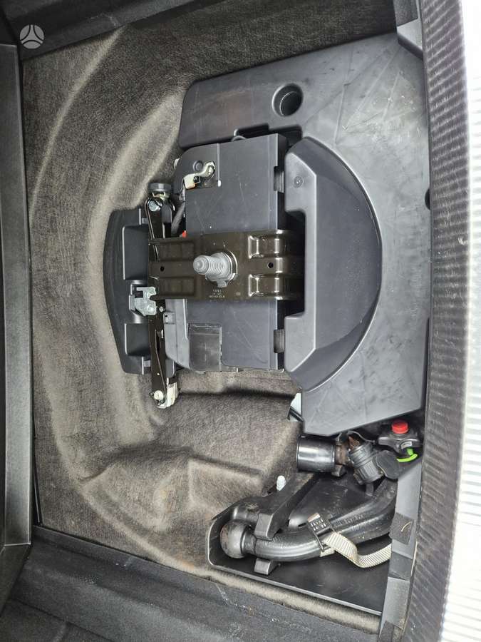 Audi A4, 3.0 l., universalas