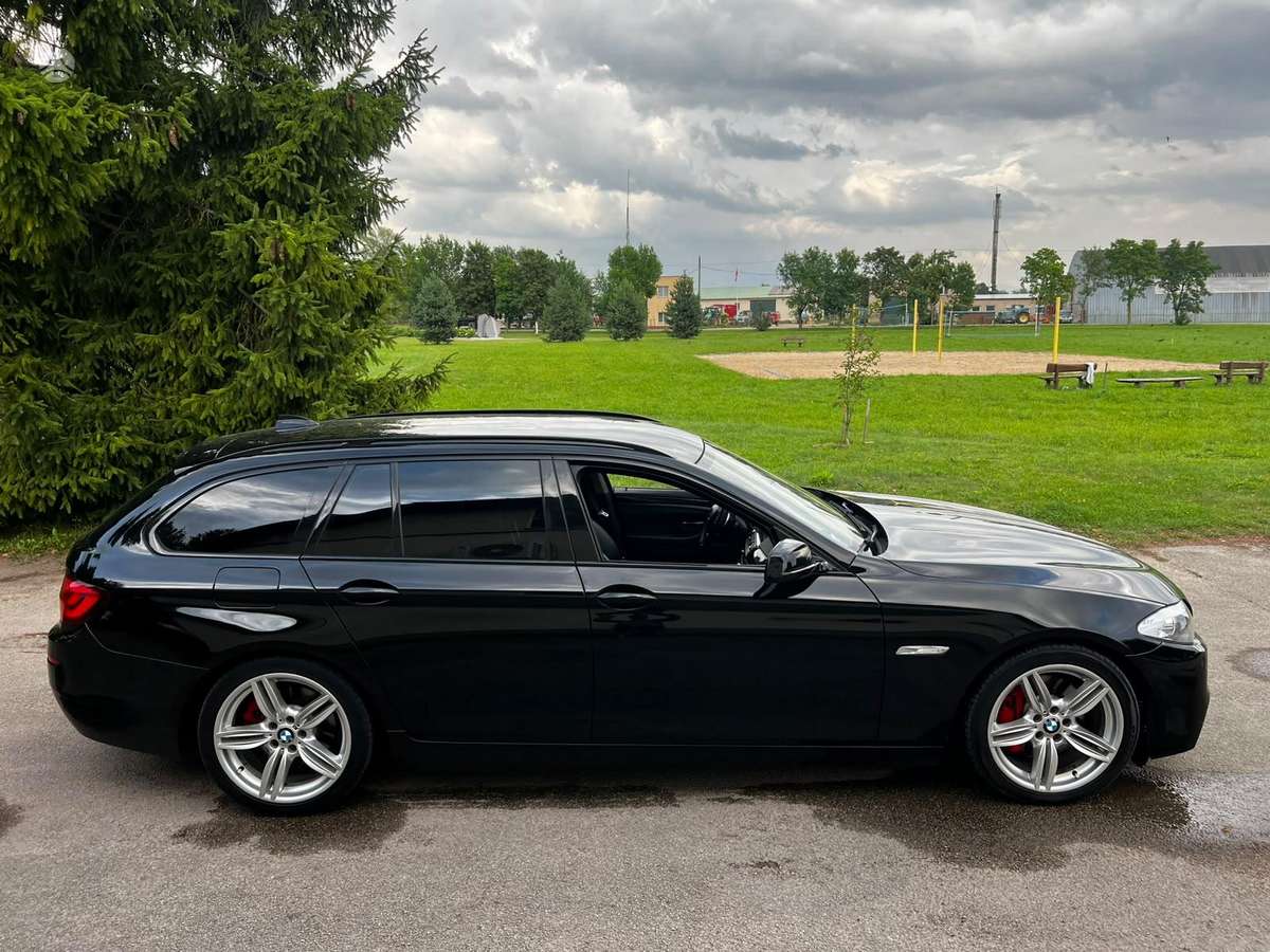 BMW 525, 2.0 l., Универсал