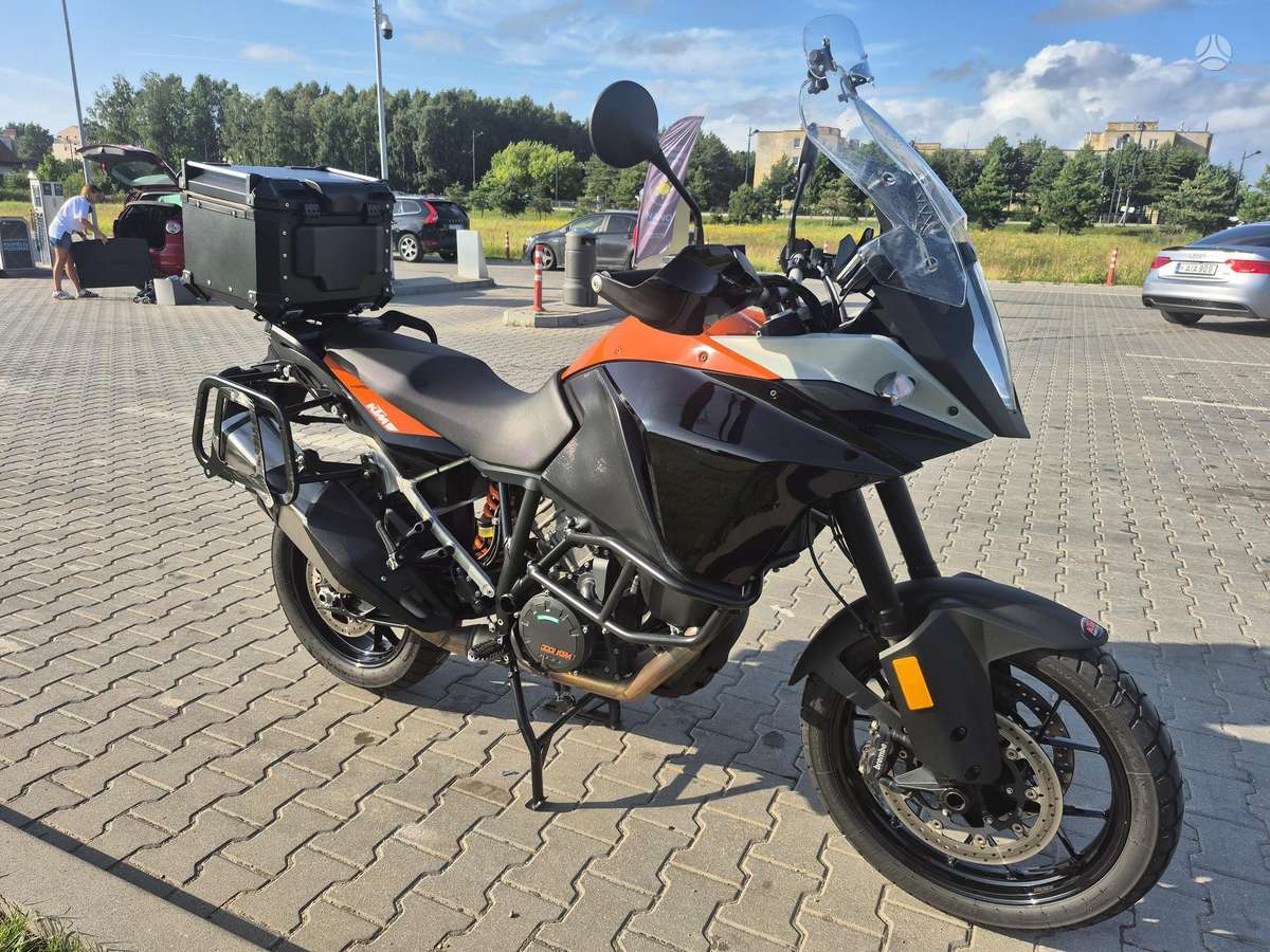 KTM Adventure 1050cc, enduro / adventure