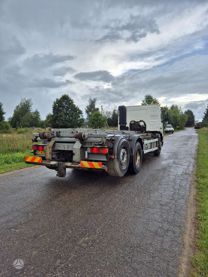 Volvo FM12, savivarčiai
