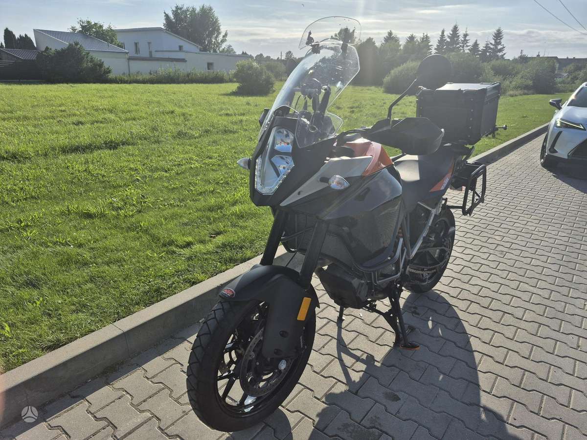 KTM Adventure 1050cc, enduro / adventure