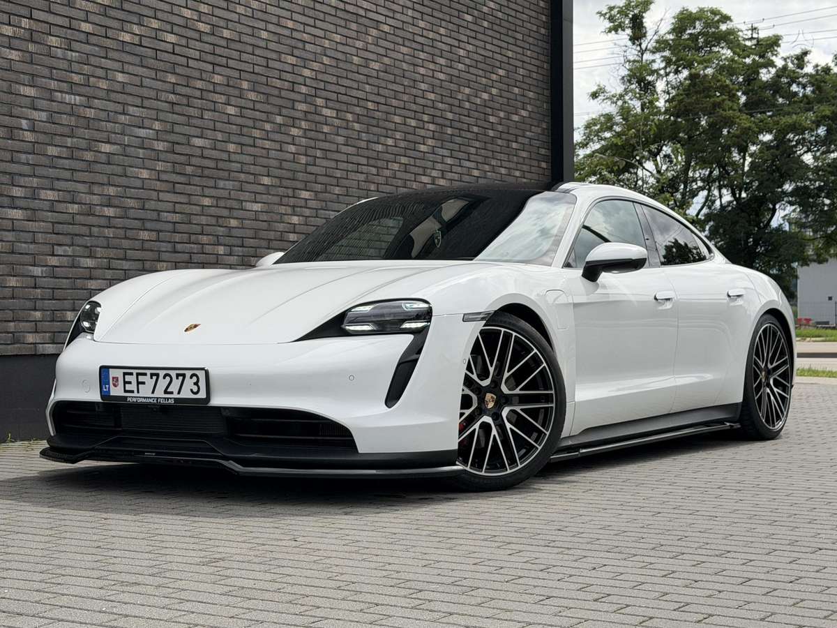 Porsche Taycan - 1