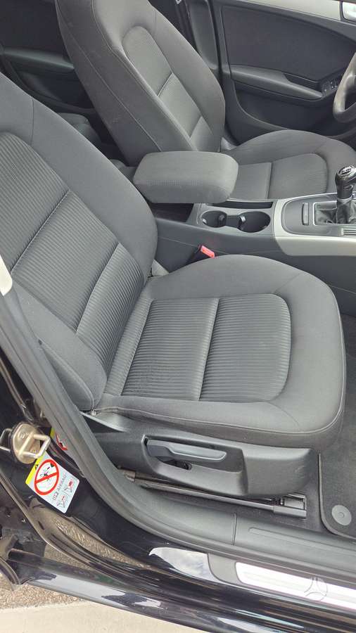 Audi A4, 1.8 l., Седан