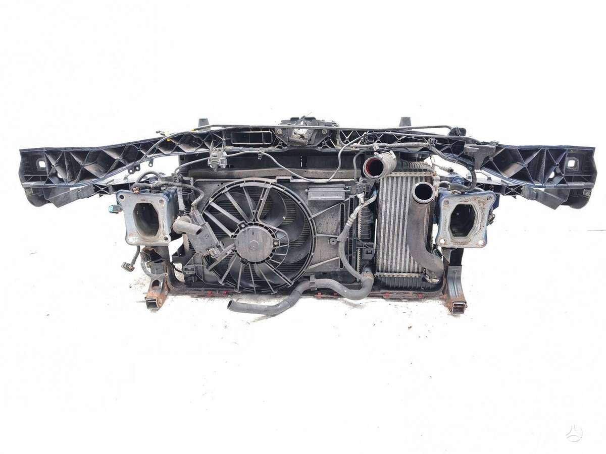 Ford Grand C-MAX radiator