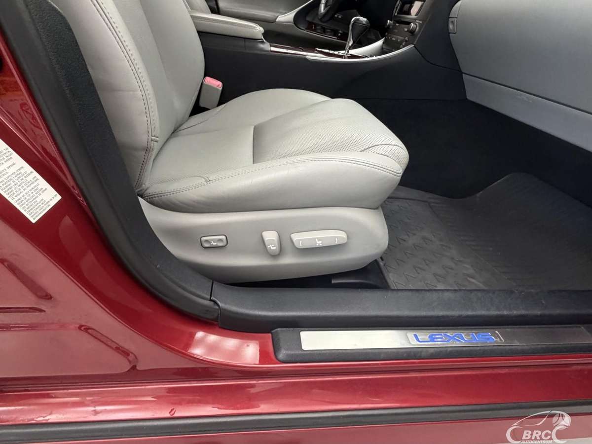 Lexus IS 250, 2.5 l., Седан