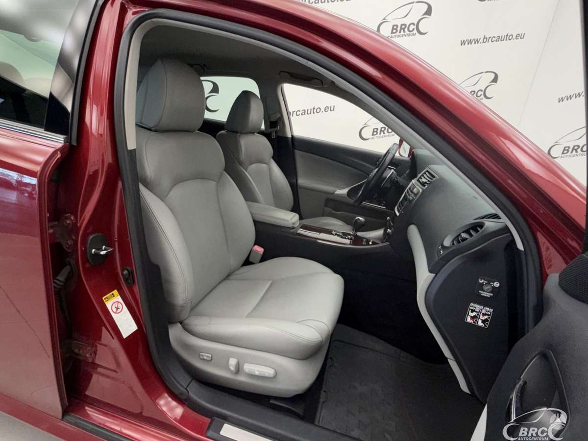 Lexus IS 250, 2.5 l., Седан