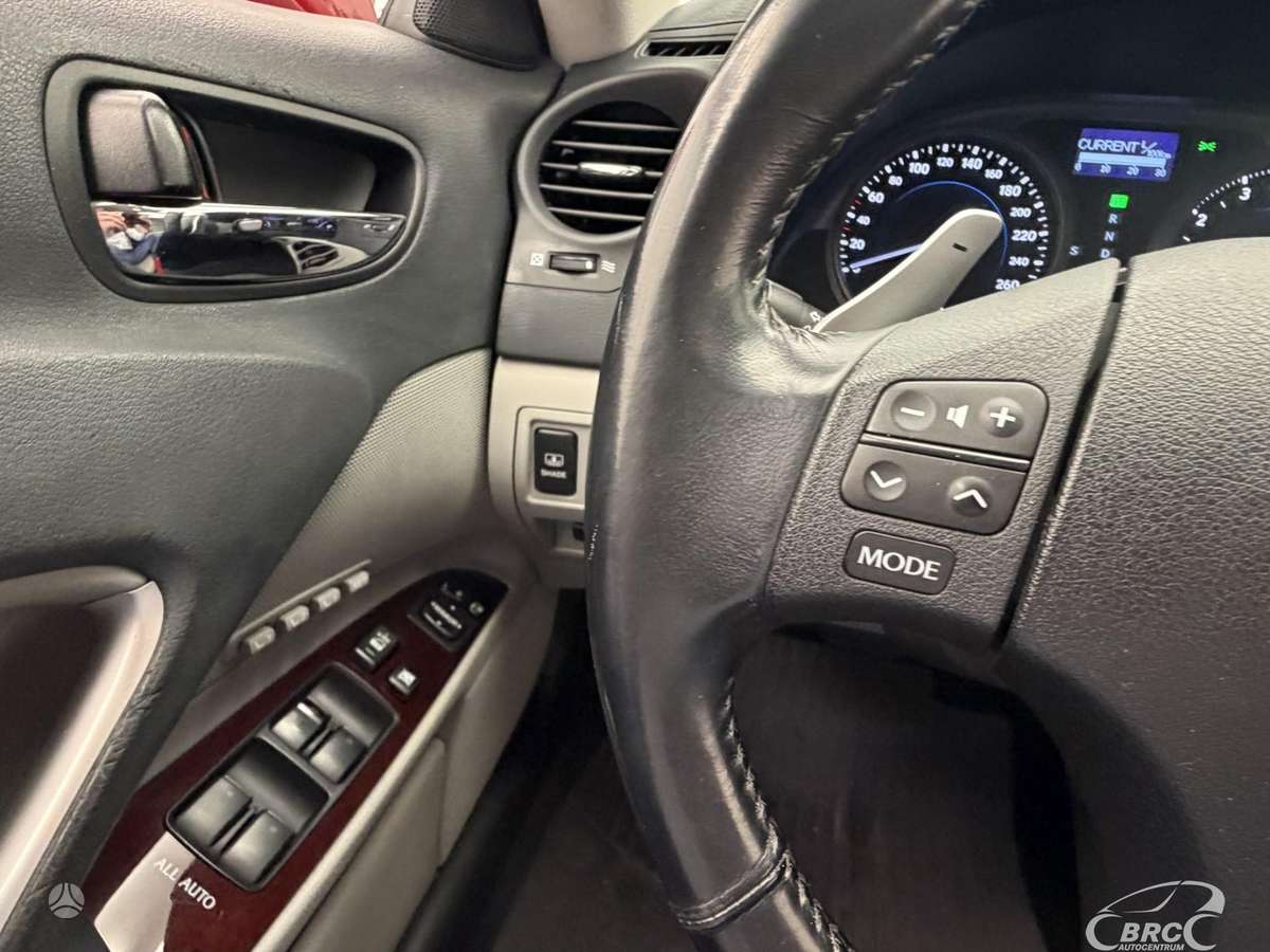 Lexus IS 250, 2.5 l., Седан