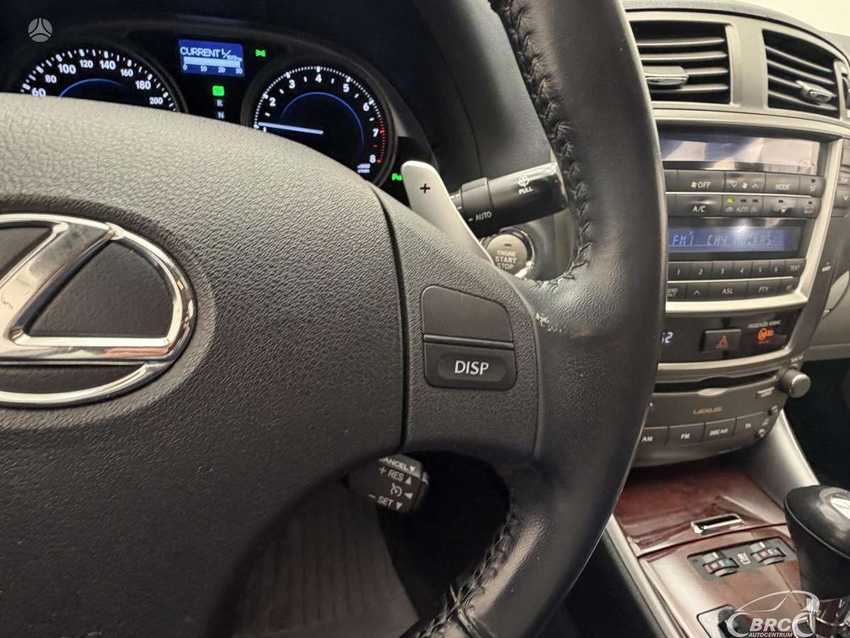 Lexus IS 250, 2.5 l., Седан