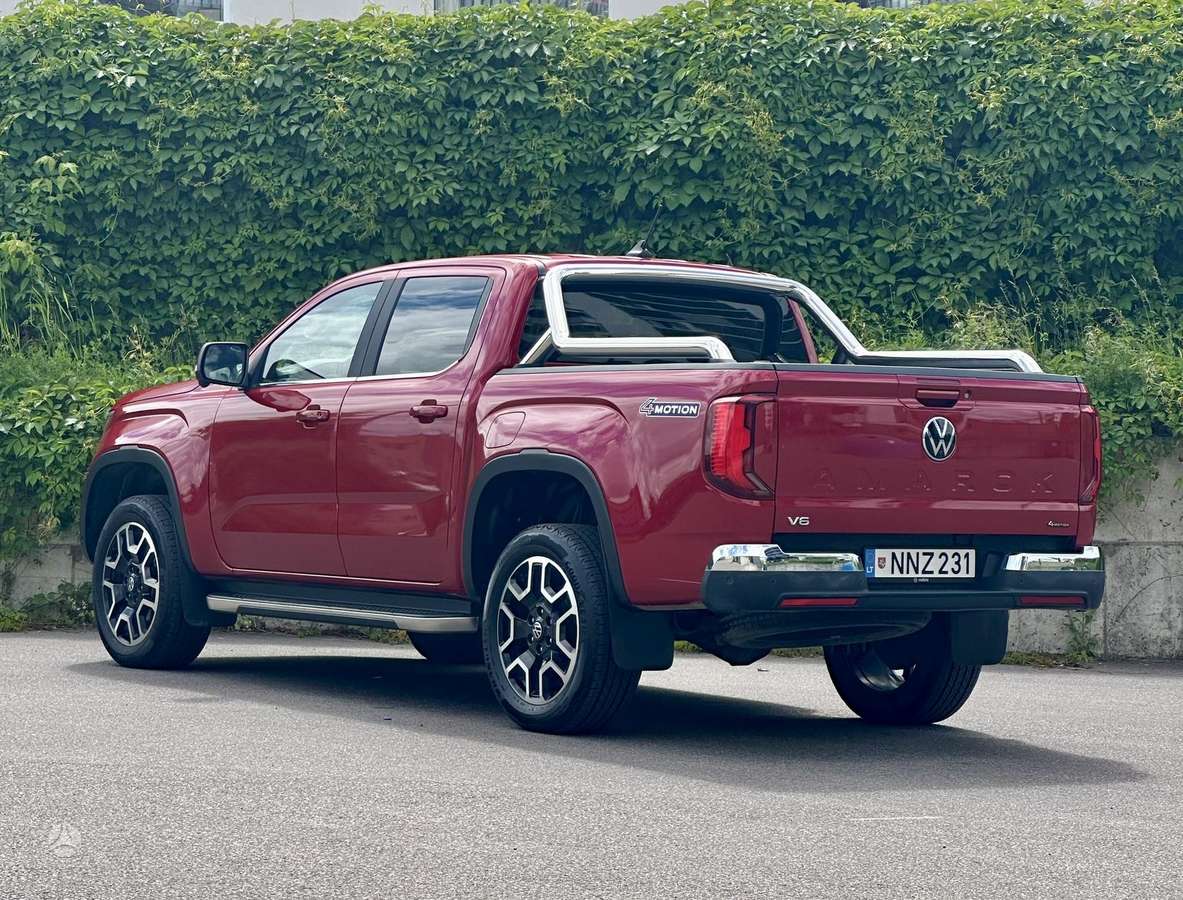Volkswagen Amarok - 12