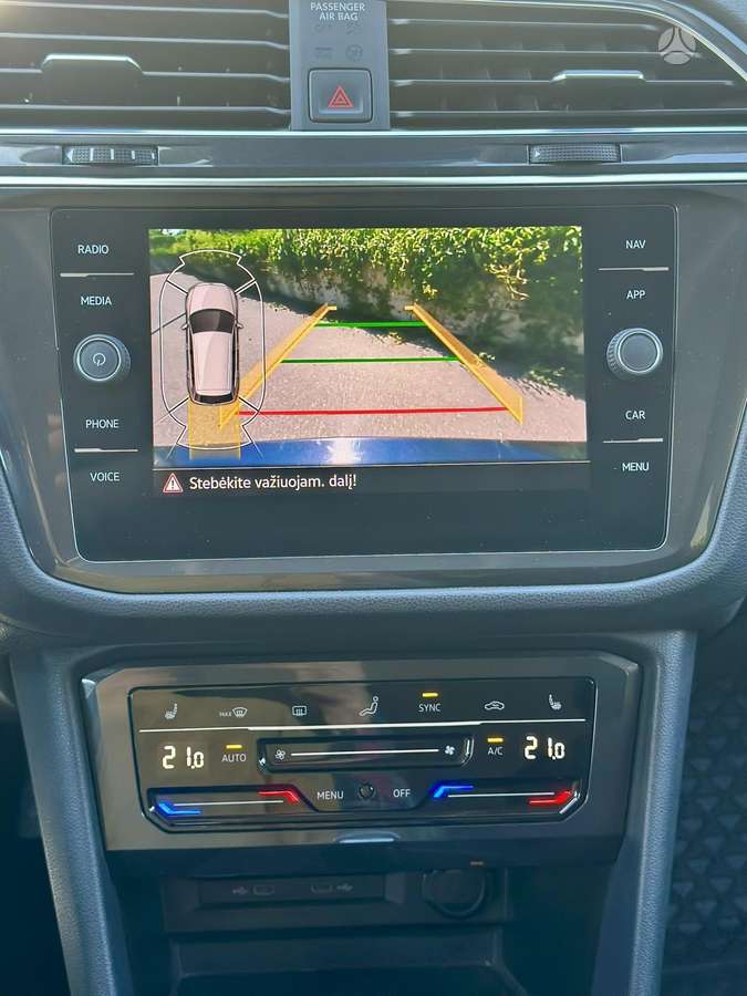 Volkswagen Tiguan - 7