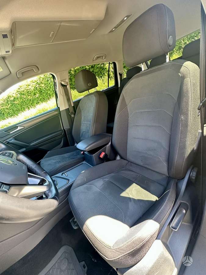 Volkswagen Tiguan - 8