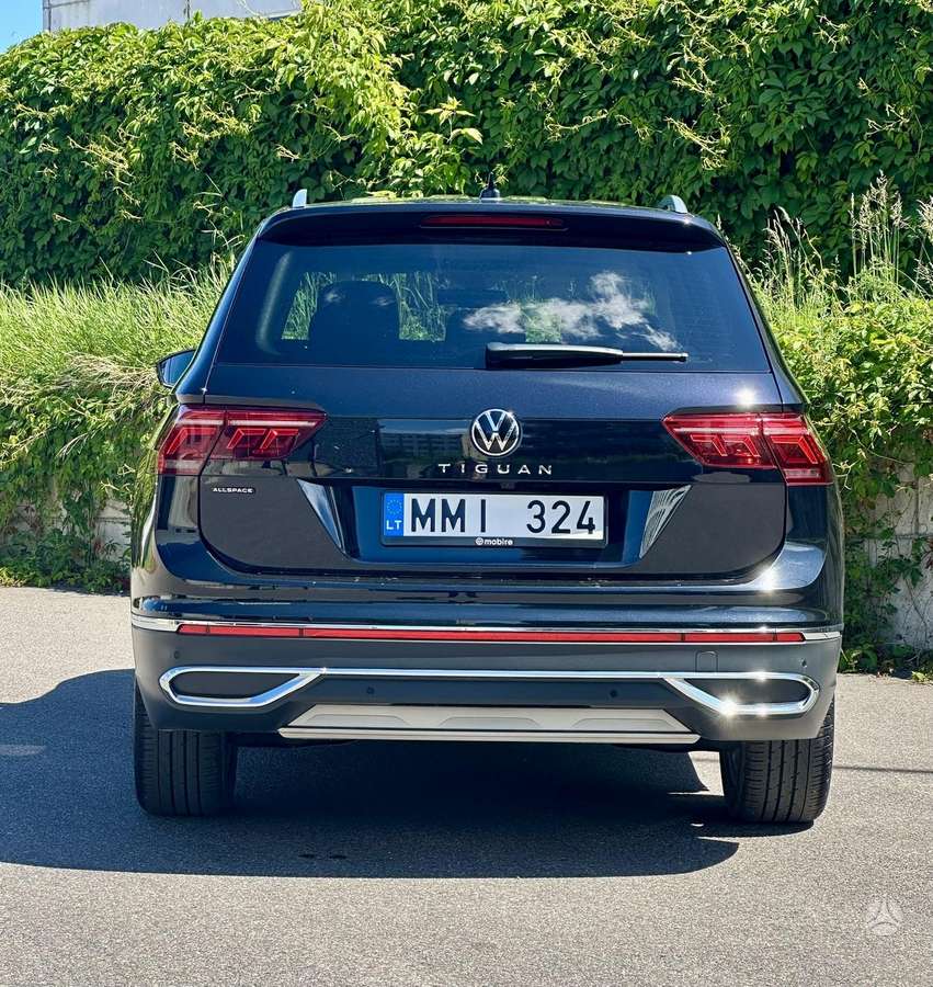 Volkswagen Tiguan - 12