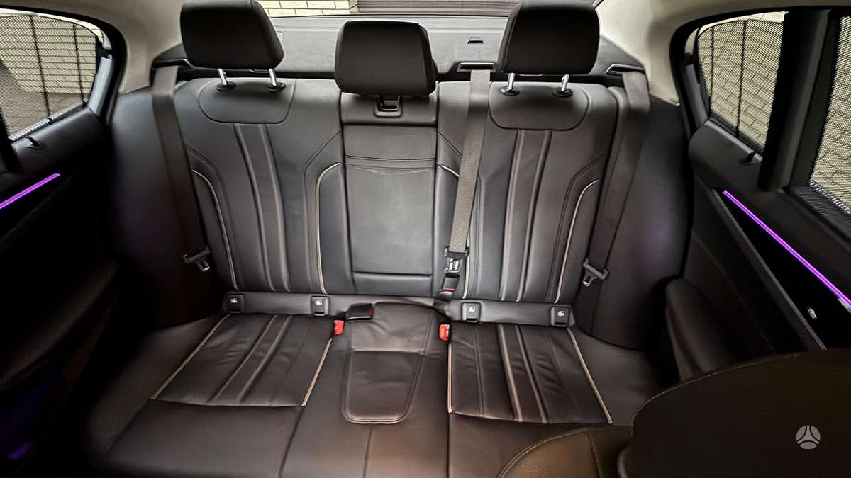 BMW 520, 2.0 l., Седан