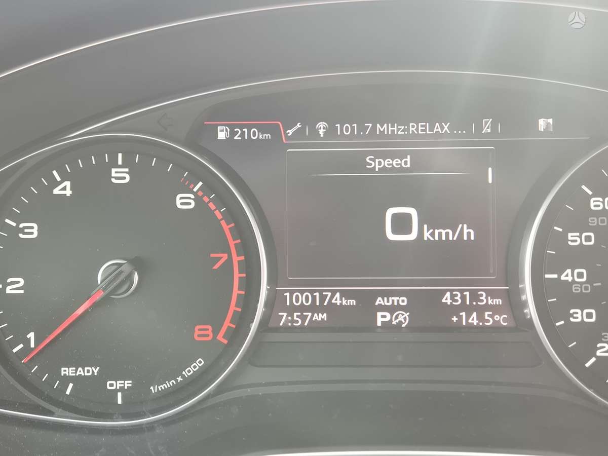 Audi A4, 2.0 l., Седан