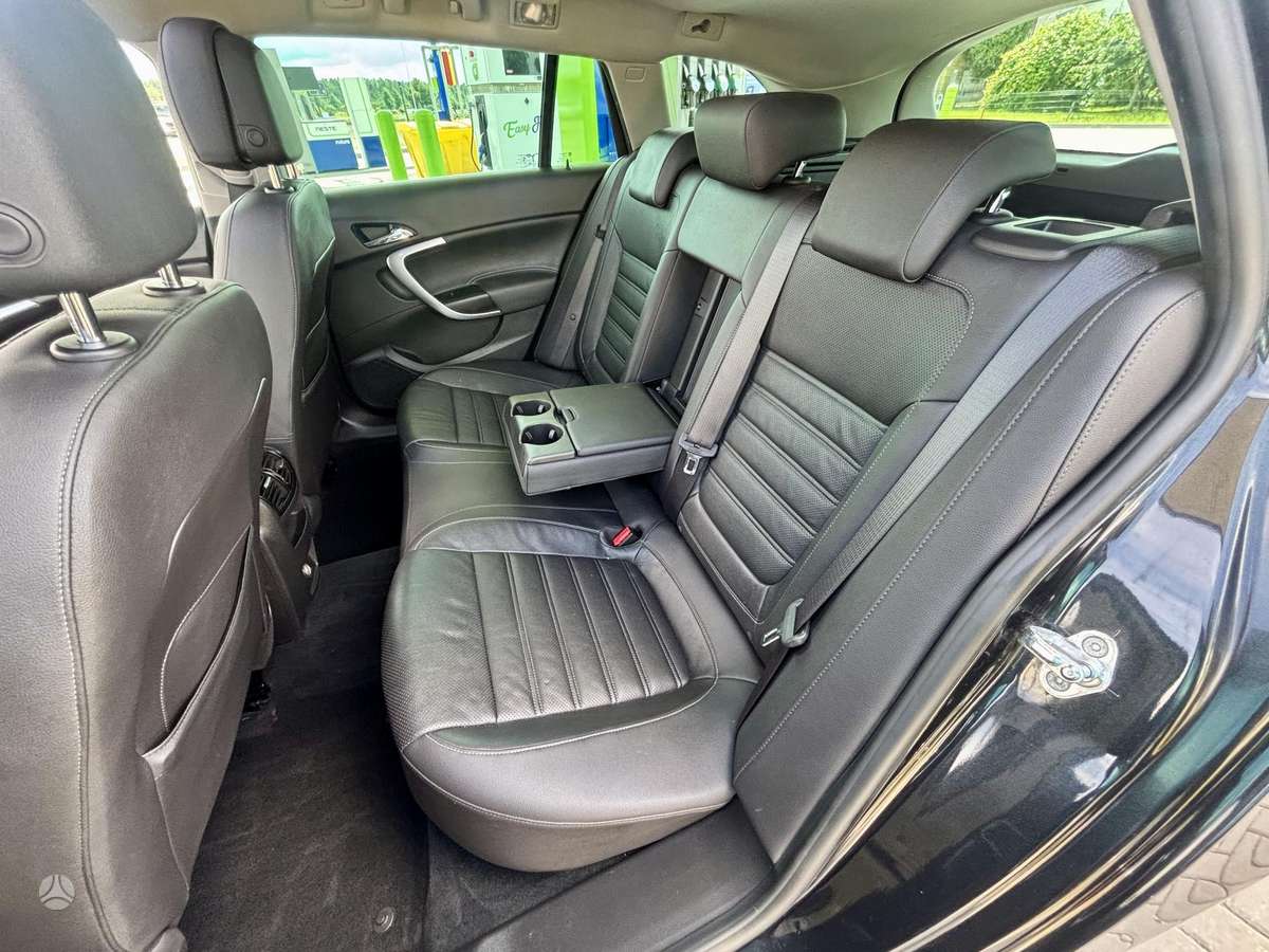 Opel Insignia, 2.0 l., Универсал