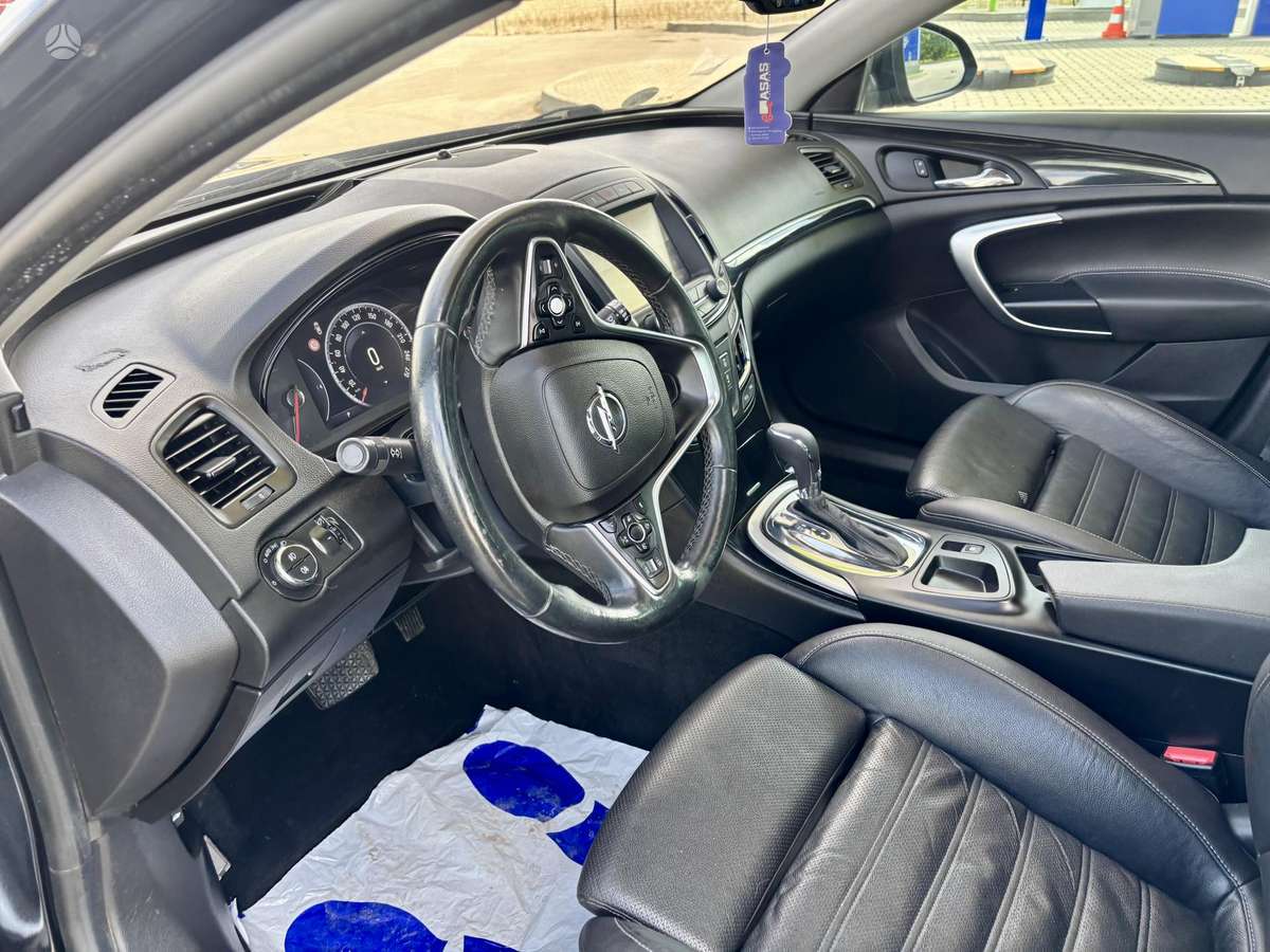Opel Insignia, 2.0 l., Универсал