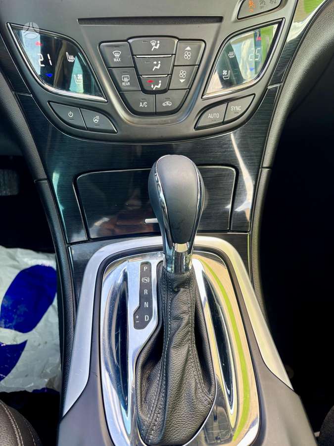 Opel Insignia, 2.0 l., Универсал