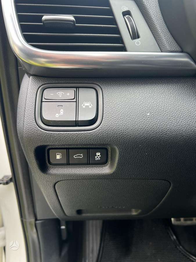 Kia Optima, 1.7 l., Седан