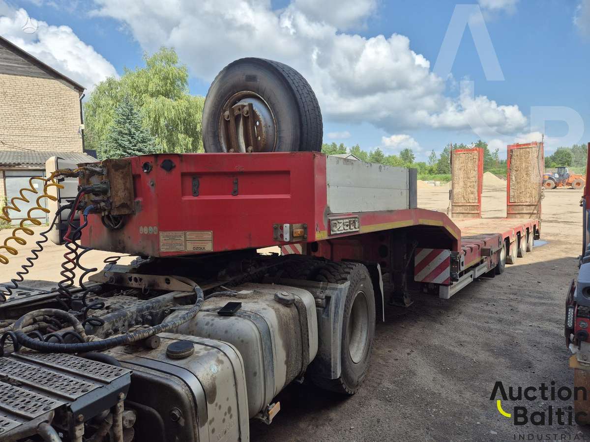 -Kita- Ozgul LW4, auto transporter